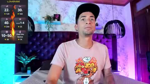 Snapshot of drakeneumann chatting on October 25, 5:04 am Drake Neuman online show from October 25, 5:04 am