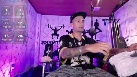 Snapshot of drakeneumann chatting on November 14, 5:06 am Drake Neuman online show from November 14, 5:06 am