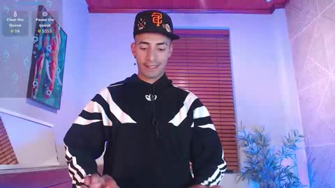 Snapshot of drakeneumann chatting on November 16, 3:56 am Drake Neuman online show from November 16, 3:56 am