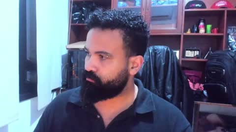 Snapshot of drako_argenti_ chatting on January 29, 6:54 am Drako online show from January 29, 6:54 am