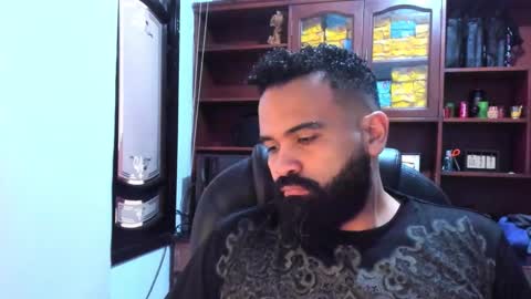 Snapshot of drako_argenti_ chatting on March 1, 2:02 pm Drako online show from March 1, 2:02 pm