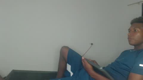 drako_monstercock online show from December 29, 3:33 am