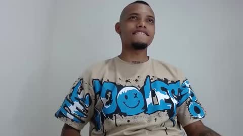 Snapshot of drako_monstercock chatting on January 10, 10:03 pm drako_monstercock online show from January 10, 10:03 pm