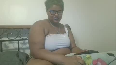 dramaqueen576161 online show from September 10, 3:34 pm