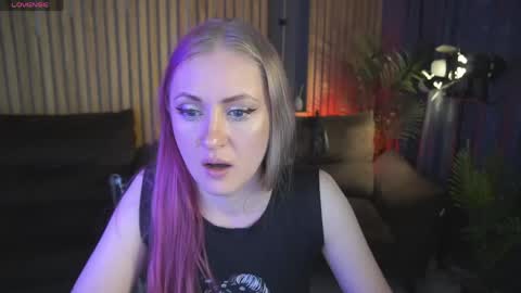 Lina online show from May 30, 5:59 am