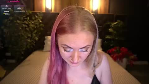 Lina online show from July 25, 5:49 am