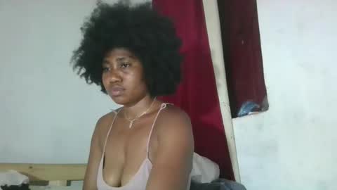 Snapshot of drasomaralda chatting on November 18, 5:06 pm drasomaralda online show from November 18, 5:06 pm