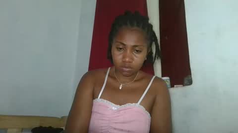 Snapshot of drasomaralda chatting on November 28, 5:21 am drasomaralda online show from November 28, 5:21 am