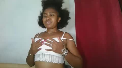 Snapshot of drasomaralda chatting on November 30, 11:31 pm drasomaralda online show from November 30, 11:31 pm