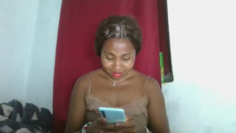 Snapshot of drasomaralda chatting on December 4, 10:46 am drasomaralda online show from December 4, 10:46 am