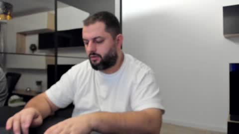 Draven A online show from February 4, 5:10 am