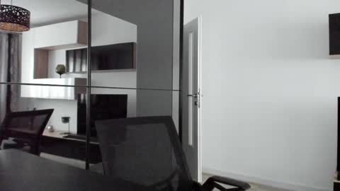 Draven A online show from March 10, 2:48 pm