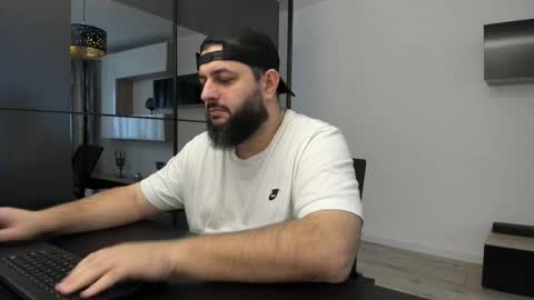 DravenPeak online show from November 17, 2:01 pm