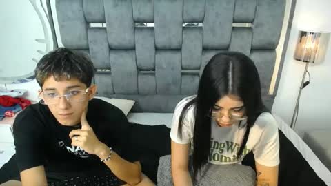 -- nicolle and jhon -- online show from January 29, 5:09 am
