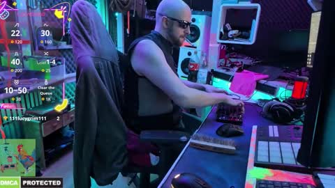 Snapshot of drawingcock chatting on December 21, 9:44 pm drawingcock online show from December 21, 9:44 pm