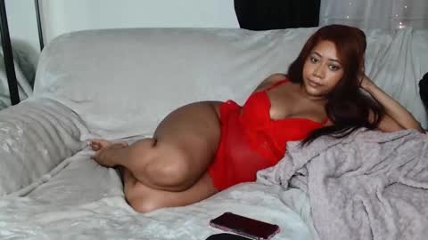 Draya Nicole online show from February 22, 6:50 am
