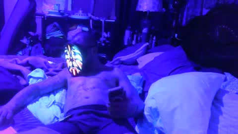 dreaded_folks online show from January 12, 3:01 am