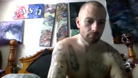 dreaded_folks online show from February 9, 4:44 pm