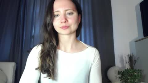 Snapshot of dream_nicole02 chatting on March 26, 2:55 pm Nicole online show from March 26, 2:55 pm