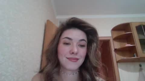 Snapshot of dream_petal_ chatting on May 6, 10:31 am dream_petal_ online show from May 6, 10:31 am