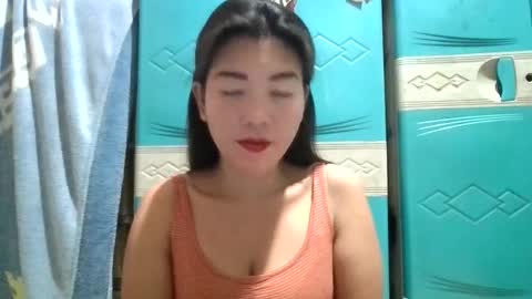 Snapshot of dreamer_17 chatting on November 20, 4:56 am Maui online show from November 20, 4:56 am