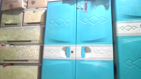 Snapshot of dreamer_17 chatting on December 15, 6:50 am Maui online show from December 15, 6:50 am