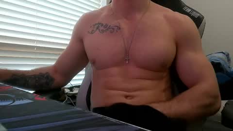 Dreaming on going live with a woman p online show from May 4, 3:41 pm