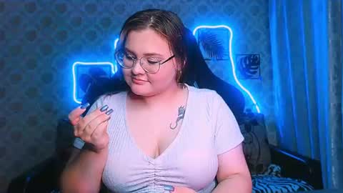 dreamforyoue2 online show from July 29, 7:23 pm