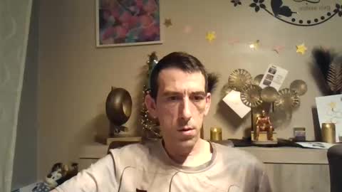 dreamguy38 online show from December 13, 3:05 am