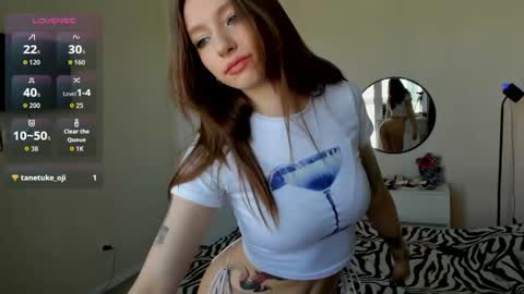Snapshot of dreamhale chatting on April 22, 1:23 pm Hello im Eva online show from April 22, 1:23 pm