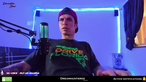 Snapshot of dreamhunterdz chatting on January 12, 9:40 pm Your lord. - ONLINE 1500 Pm to 2100 Pm - New York Hour online show from January 12, 9:40 pm
