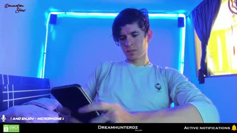 Snapshot of dreamhunterdz chatting on January 20, 7:35 pm Your lord. - ONLINE 1500 Pm to 2100 Pm - New York Hour online show from January 20, 7:35 pm