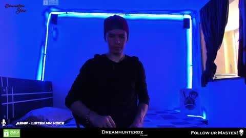 Snapshot of dreamhunterdz chatting on January 26, 7:20 pm Your lord. - ONLINE 1500 Pm to 2100 Pm - New York Hour online show from January 26, 7:20 pm