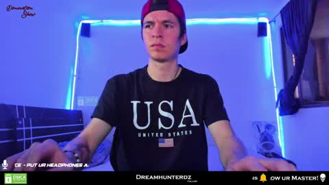 Snapshot of dreamhunterdz chatting on February 4, 10:45 pm Your lord. - ONLINE 1500 Pm to 2100 Pm - New York Hour online show from February 4, 10:45 pm