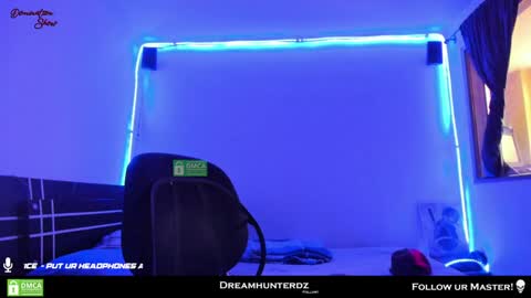 Snapshot of dreamhunterdz chatting on February 8, 7:16 pm Your lord. - ONLINE 1500 Pm to 2100 Pm - New York Hour online show from February 8, 7:16 pm