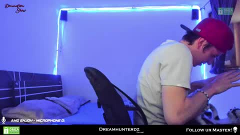 Snapshot of dreamhunterdz chatting on February 17, 10:14 pm Your lord. - ONLINE 1500 Pm to 2100 Pm - New York Hour online show from February 17, 10:14 pm