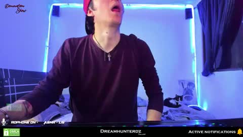 Snapshot of dreamhunterdz chatting on February 21, 11:54 pm Your lord. - ONLINE 1500 Pm to 2100 Pm - New York Hour online show from February 21, 11:54 pm