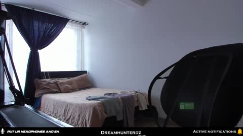 Your lord. - ONLINE  1500 Pm to 2100 Pm - New York Hour online show from December 20, 8:16 pm