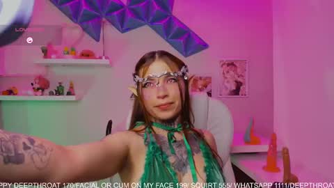 Snapshot of dreamleah_ chatting on September 21, 5:20 am dreamleah_ online show from September 21, 5:20 am