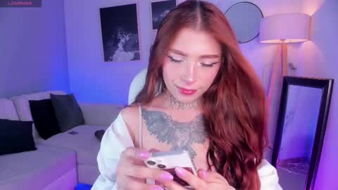 Snapshot of dreamleah_ chatting on March 14, 3:01 am dreamleah_ online show from March 14, 3:01 am