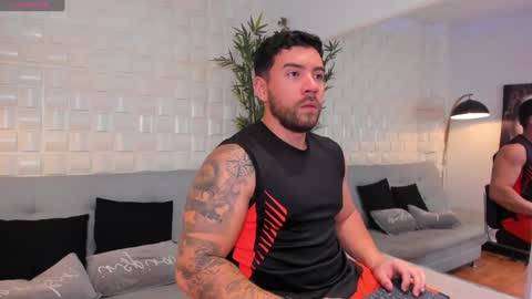 cris online show from December 5, 3:26 am