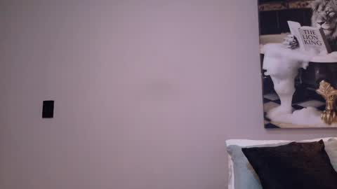 cris online show from April 26, 2:59 pm