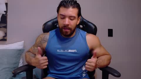 cris online show from May 4, 11:01 pm