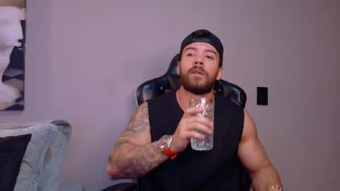 cris online show from May 31, 11:17 pm