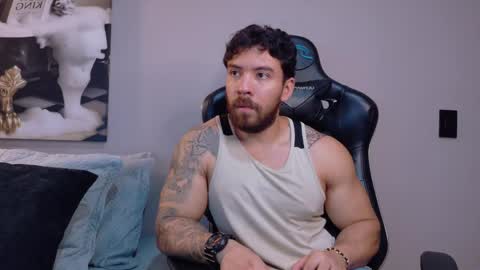 cris online show from June 2, 10:23 pm