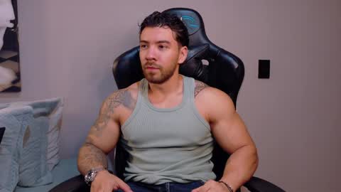 cris online show from June 5, 1:01 am