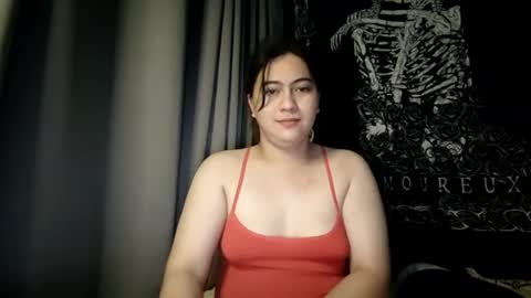 Snapshot of dreamycreamyst chatting on January 14, 2:22 pm dreamycreamyst online show from January 14, 2:22 pm