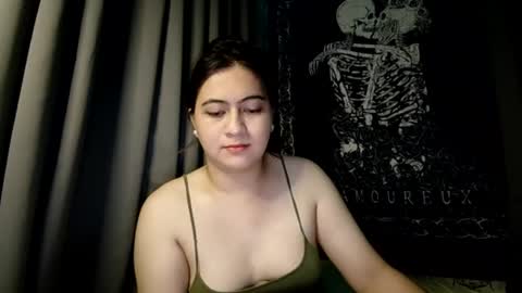 Snapshot of dreamycreamyst chatting on January 18, 8:41 am dreamycreamyst online show from January 18, 8:41 am