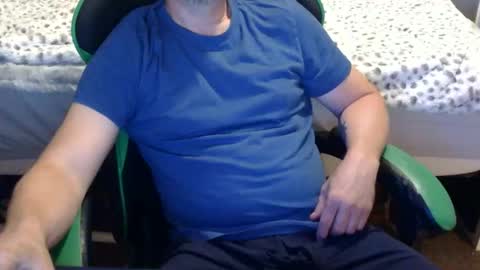 luvslutz online show from June 10, 2:56 am