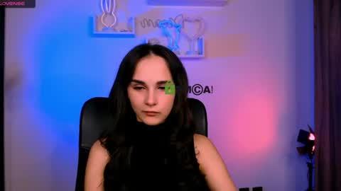 Snapshot of dreamyivyy chatting on July 6, 7:27 pm Ivy online show from July 6, 7:27 pm